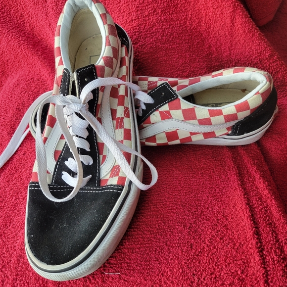 Vans - Picture 4 of 4